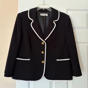 Tahari Arthur Levine Black Suit with White Piping Jacket and Skirt. Size 16.